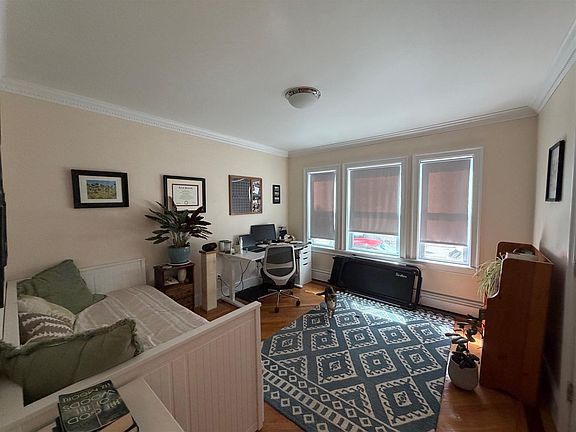 4th image of 3 Edgar Ct #2