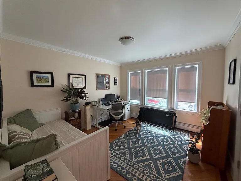 4 Edgar Ct #1 — Photo 4