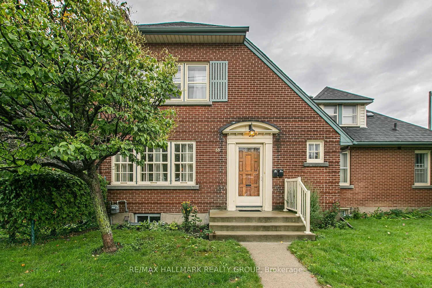3 bed, $2,950 — Photo 1