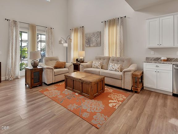 5th image of 3118 Portofino Blvd