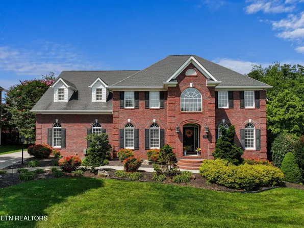 112 Reed Cir, Johnson City, TN 37601