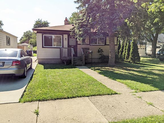 2nd image of 4142 Bedford St