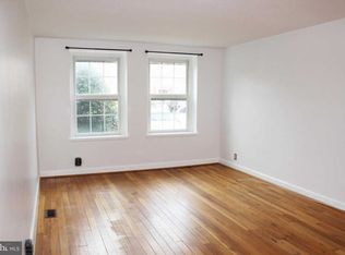 3049 S Buchanan St APT A1, Arlington, VA 22206