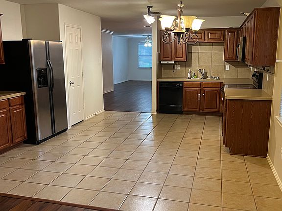 5th image of 13133 Barbarosa Dr
