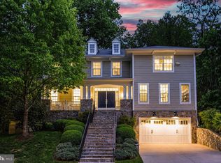 3515 N Dickerson St, Arlington, VA 22207