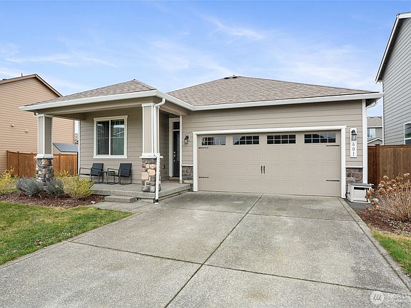 2nd image of 601 Petersen Drive E