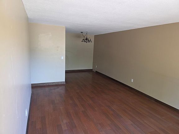 2nd image of 3431 Kent St APT 813