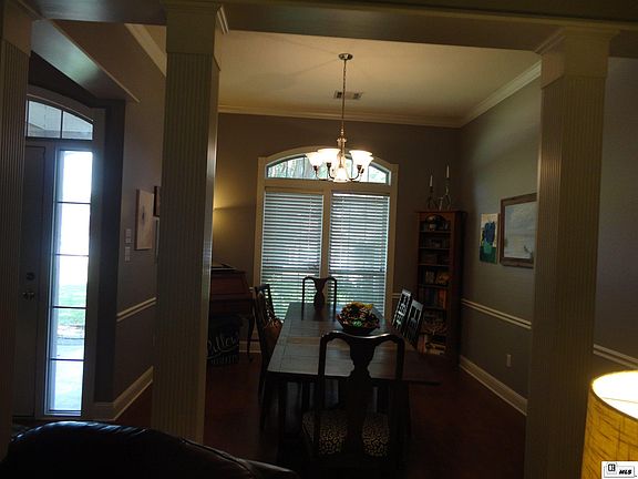 5th image of 214 Knoll Creek Cir