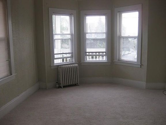 4th image of 416 Undercliff Ave Floor 1