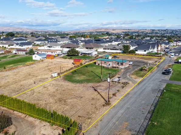 2204 S 72nd Ave, Yakima, WA 98903