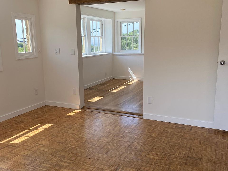 room leading to the kitchen/dining