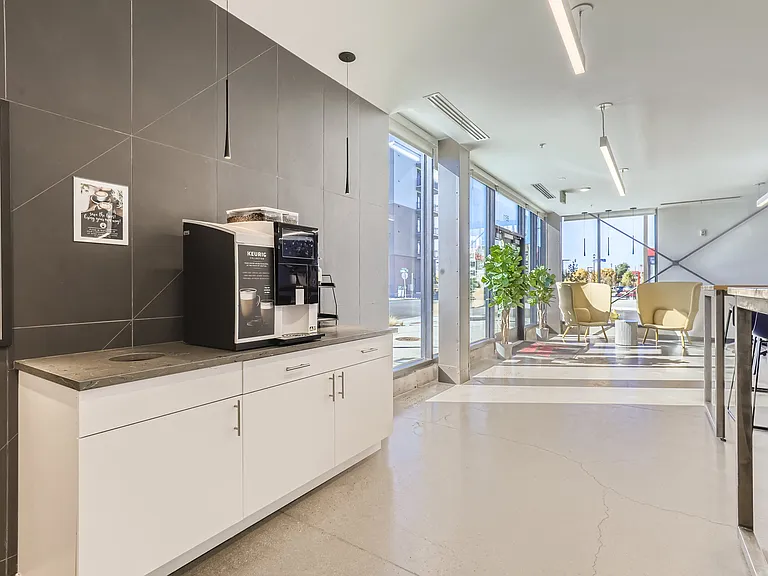 Stanley House Apartments — Photo 12