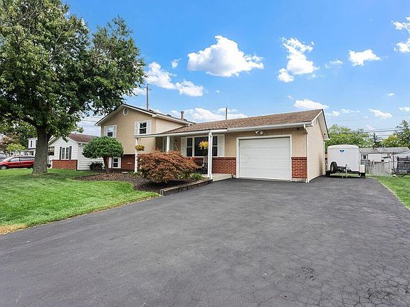 3rd image of 2561 Scott Ct