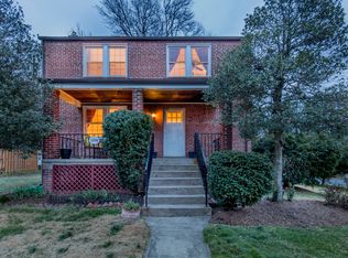 9900 Moss Ave, Silver Spring, MD 20901