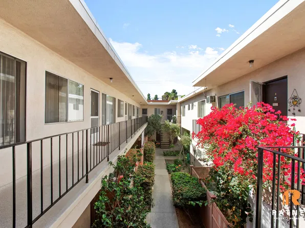 Jaswood Corner, 10210 Woodbine St #13-1/1, Los Angeles, CA 90034