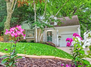 207 S Owen Dr, Madison, WI 53705