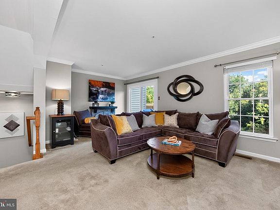 5th image of 605 Coach Hill Ct