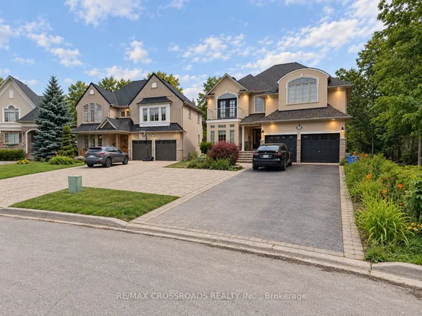 1653 Goldenridge Rd, Pickering, ON L1V 7J5