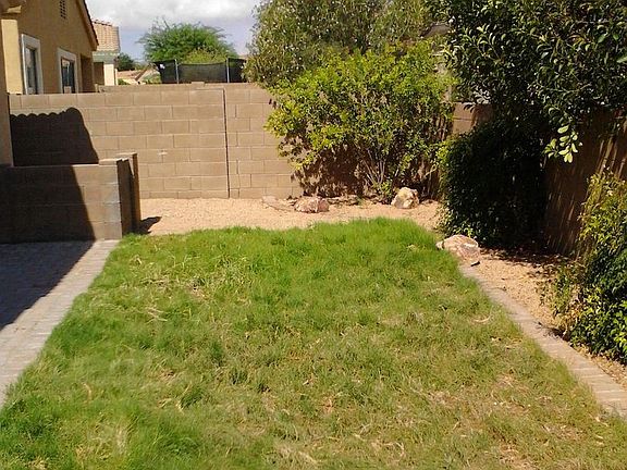 2nd image of 419 E Camino Rancho Redondo