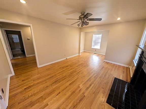 5th image of 1025 Brookhurst Dr