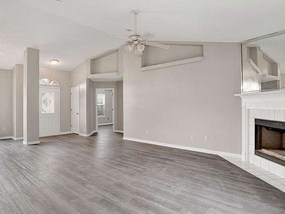 3rd image of 6005 Yellow Rose Dr