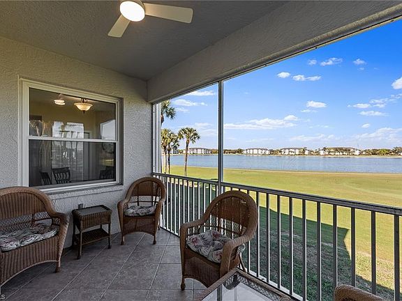 2nd image of 10460 Washingtonia Palm WAY #1327