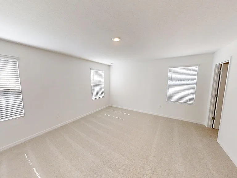1129 Bradford Park Dr — Photo 17