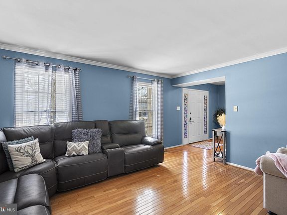 4th image of 18723 Capella Ln
