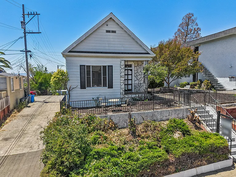 517 Branciforte St — Photo 81