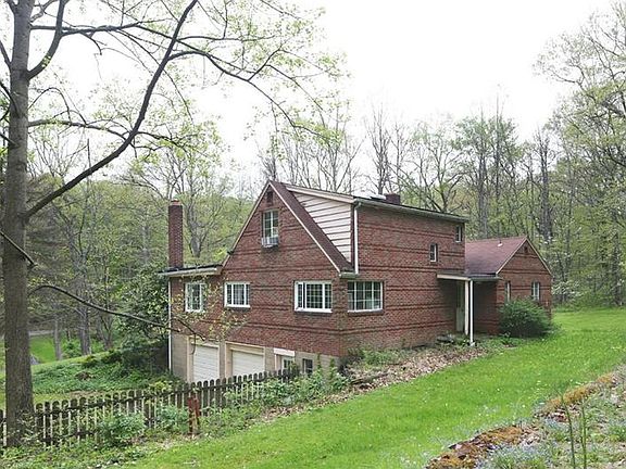 3rd image of 4901 Hunter Dr