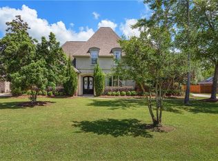 364 Winchester Cir, Mandeville, LA 70448