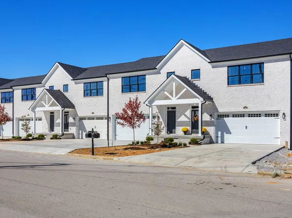 1009 Lauderdale Dr, Nicholasville, KY 40356