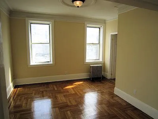 Rented by Kian Realty | media 1