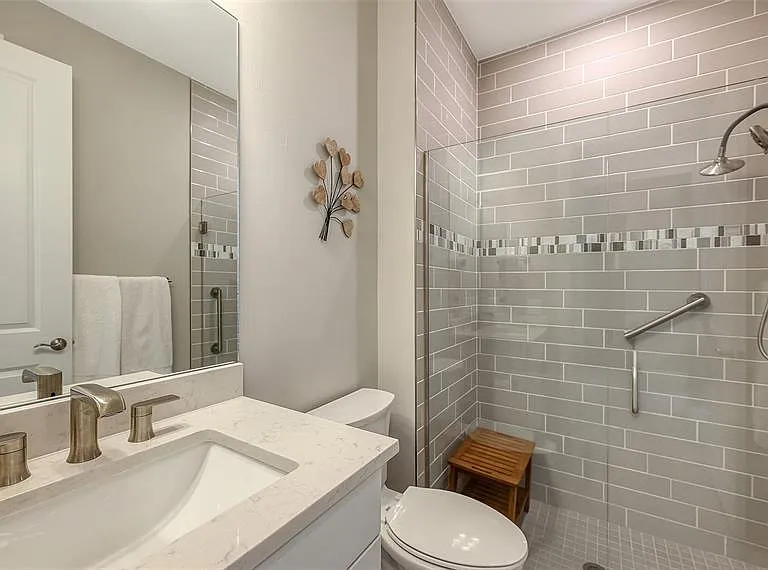 7675 Summerland Cv — Photo 30