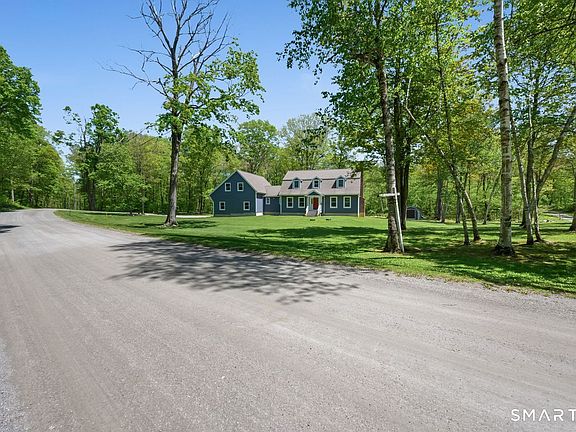 2nd image of 104 Lambert Road