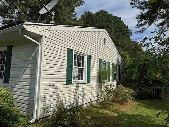 2nd image of 4733 Snow Hill Rd