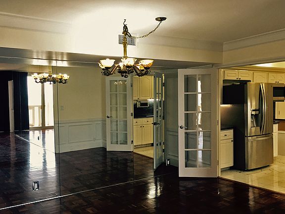 4th image of 1121 Crandon Blvd APT D1005