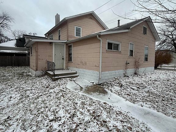 3rd image of 3102 N Water St