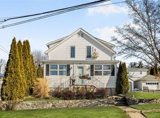 170 Jefferson Ave, Valhalla, NY 10595