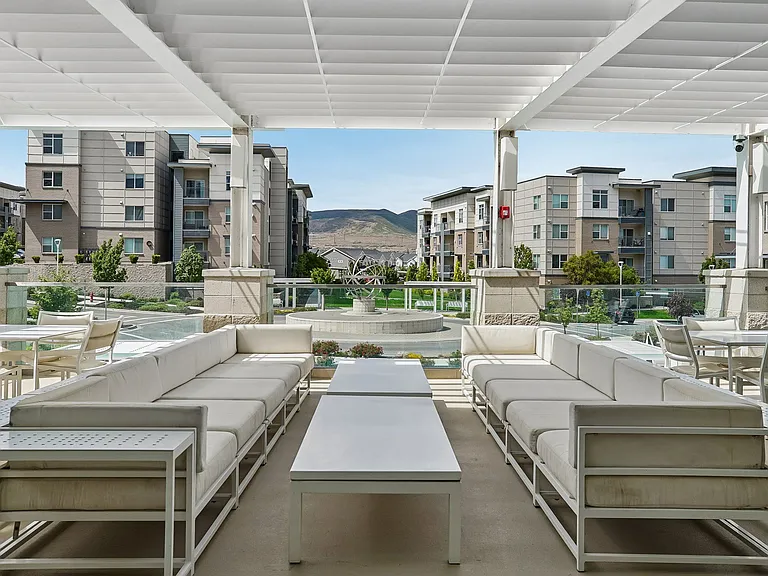 Rockpoint Apartments — Photo 27