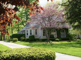 2633 W Libbie Dr, Lansing, MI 48917