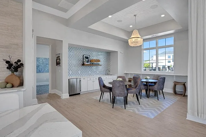Leasing Office