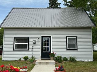319 Main St NE, Menahga, MN 56464