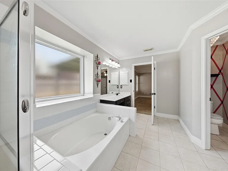 13506 Spring Ct — Photo 21
