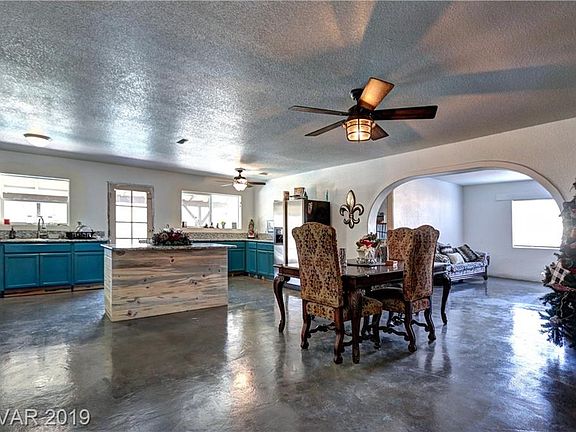 3rd image of 5431 Black Knight Cir