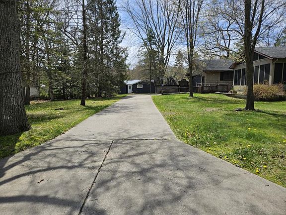 5th image of 4778 Oscoda St