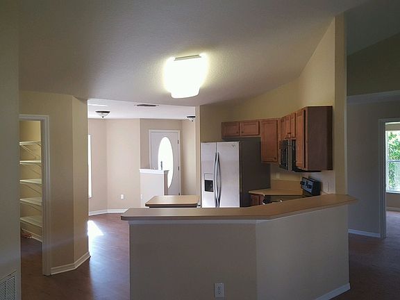 5th image of 6946 Bently Dr