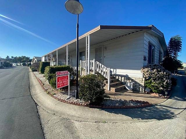 1st image of 276 N El Camino Real Space 166