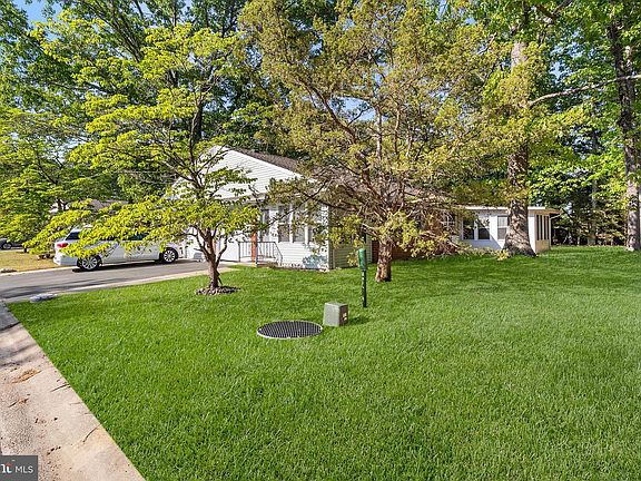 2nd image of 7B Crocus Ln