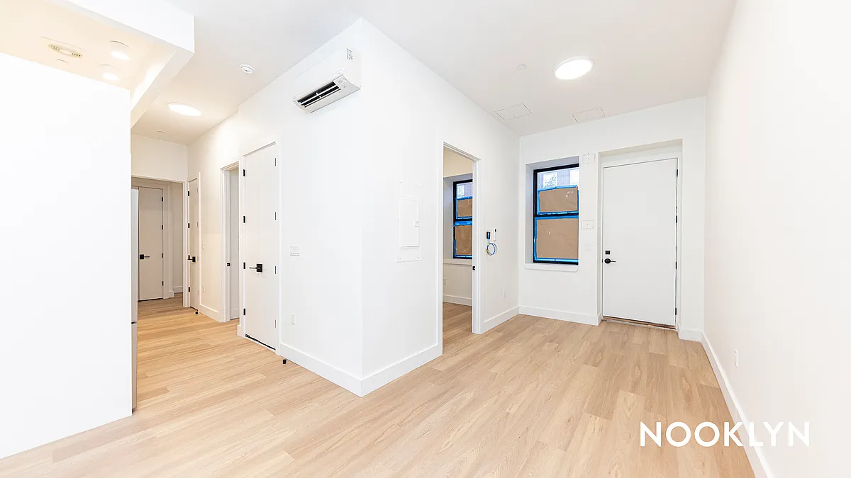 Building Photo - 589 Knickerbocker Ave #1C